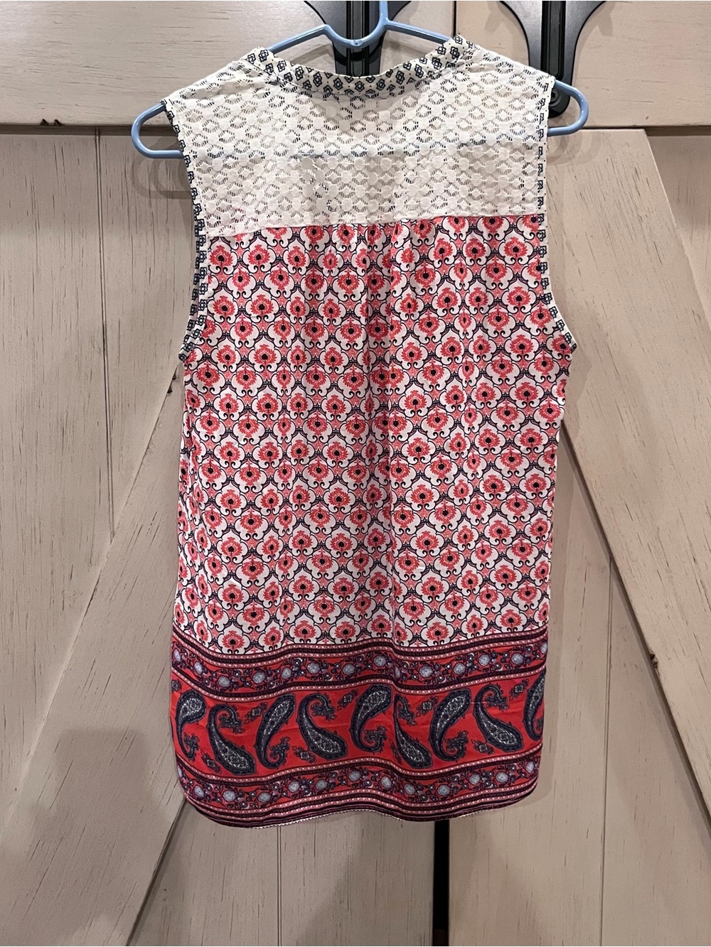 Dd Sleeveless Red Floral-Paisley Tank Top Size Medium - Picture 2 of 3
